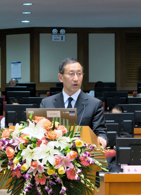 周玉校长参加中日大学论坛