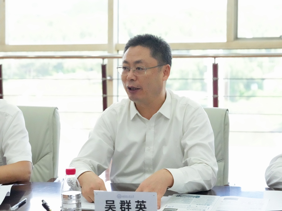 陕西有色金属集团党委书记、董事长吴群英一行到哈工大调研