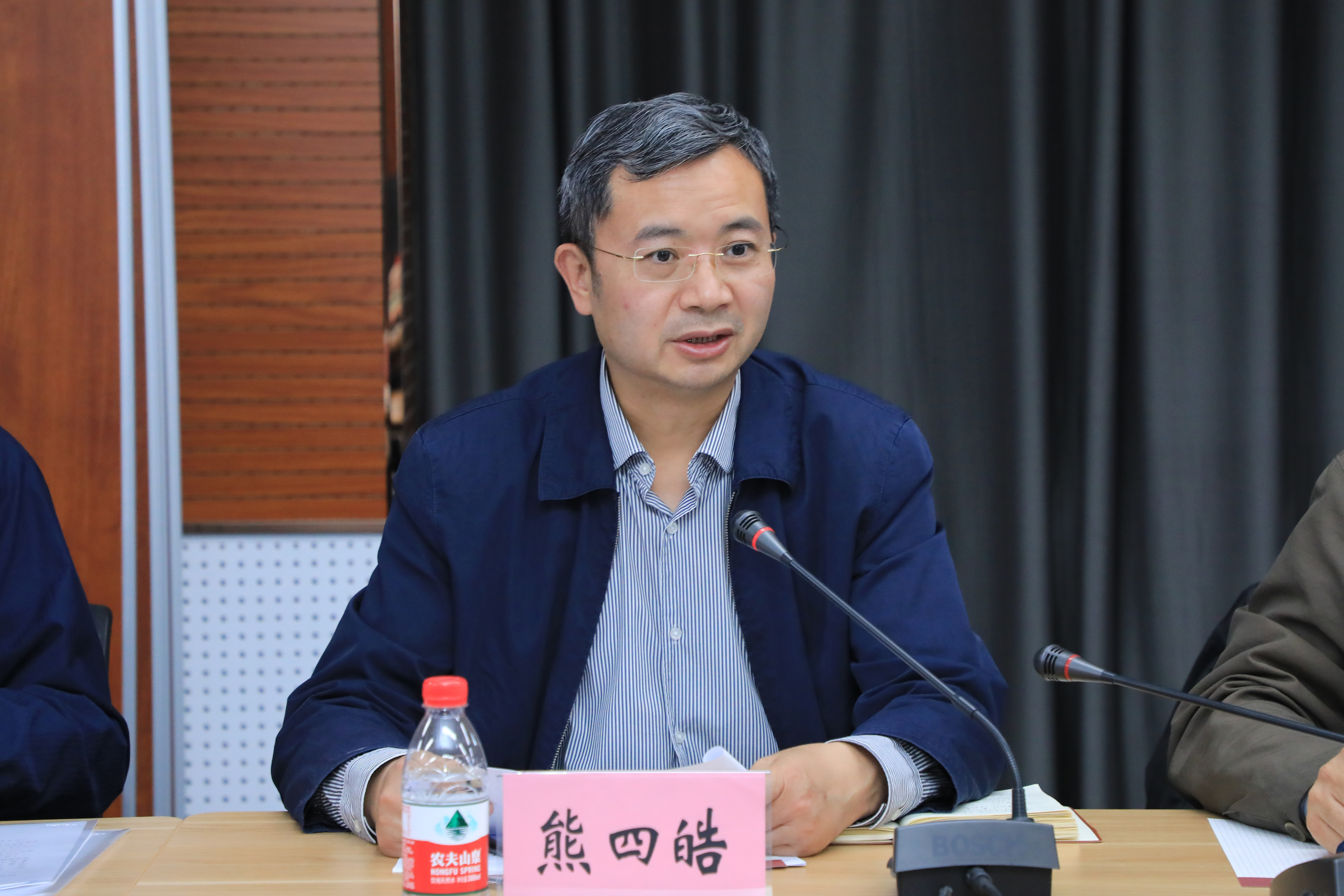 副校长郭斌,校党委常委,组织部部长孙雪,校长