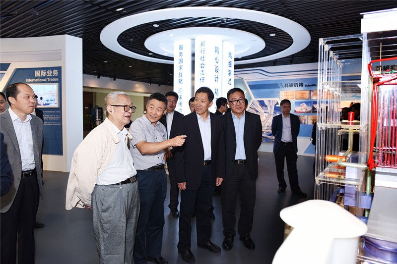 我校与哈电集团签署战略合作框架协议